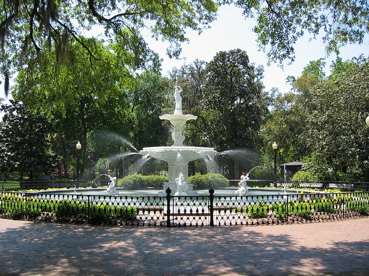 10 fountain.JPG